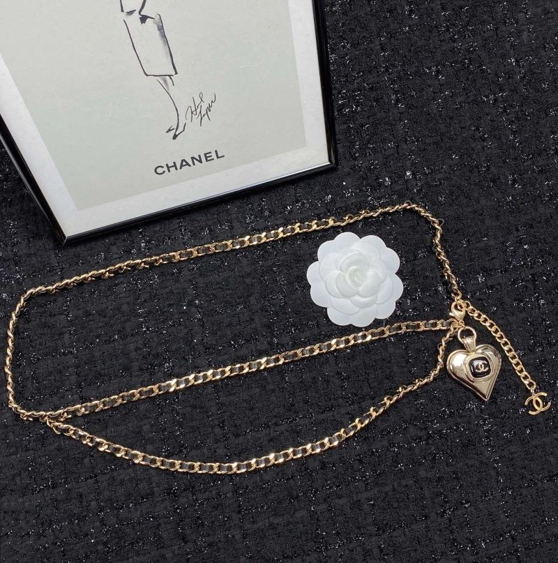 Ch**el waist chain